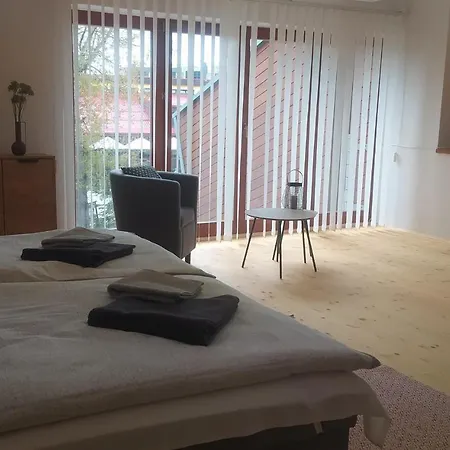 公寓 Studia Sprava Tanapu